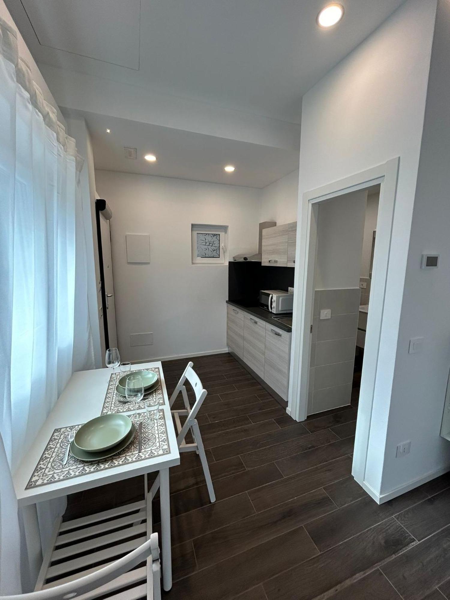 Lake Home Apartments Lipomo Εξωτερικό φωτογραφία